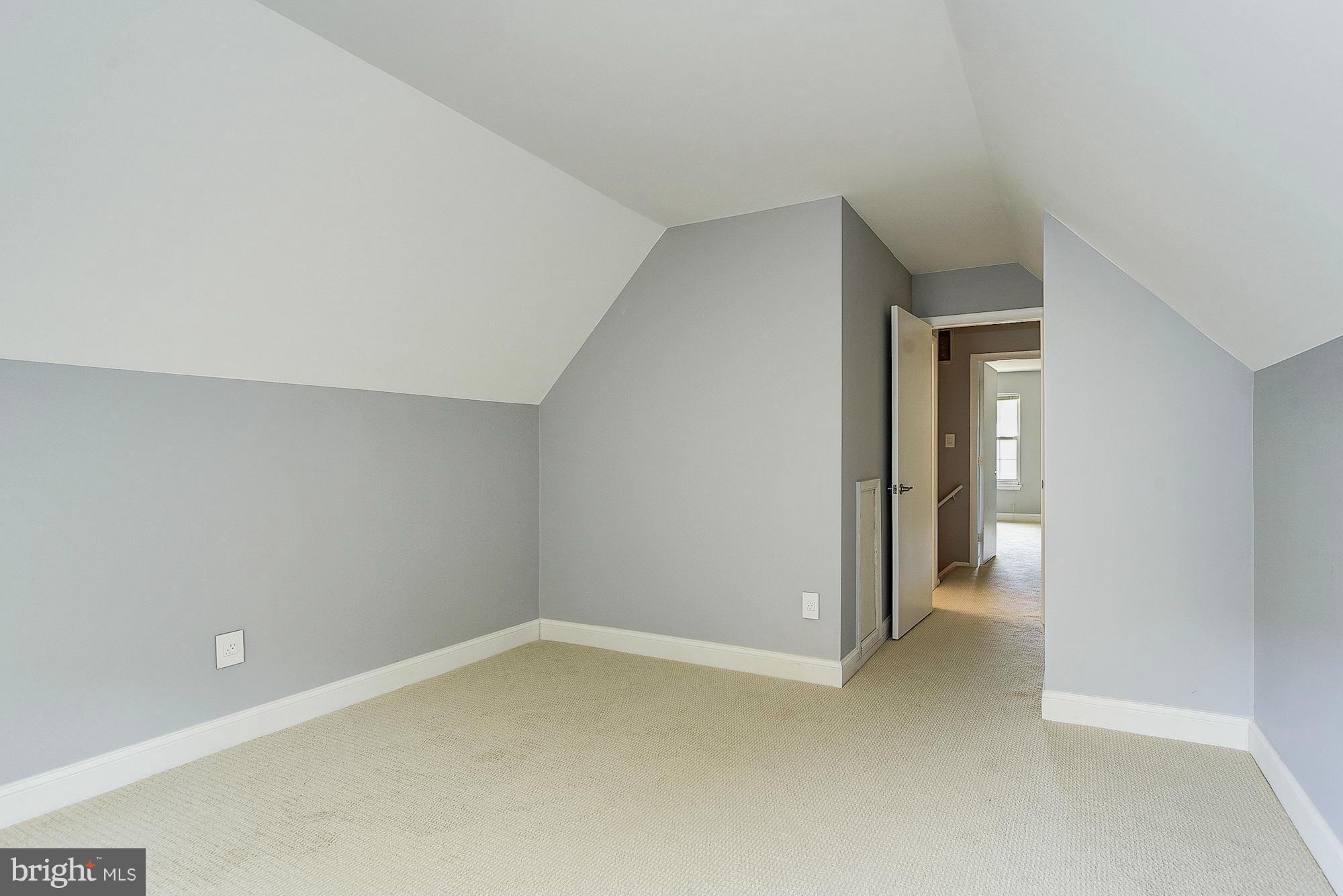 AVENEL - Residential Lease