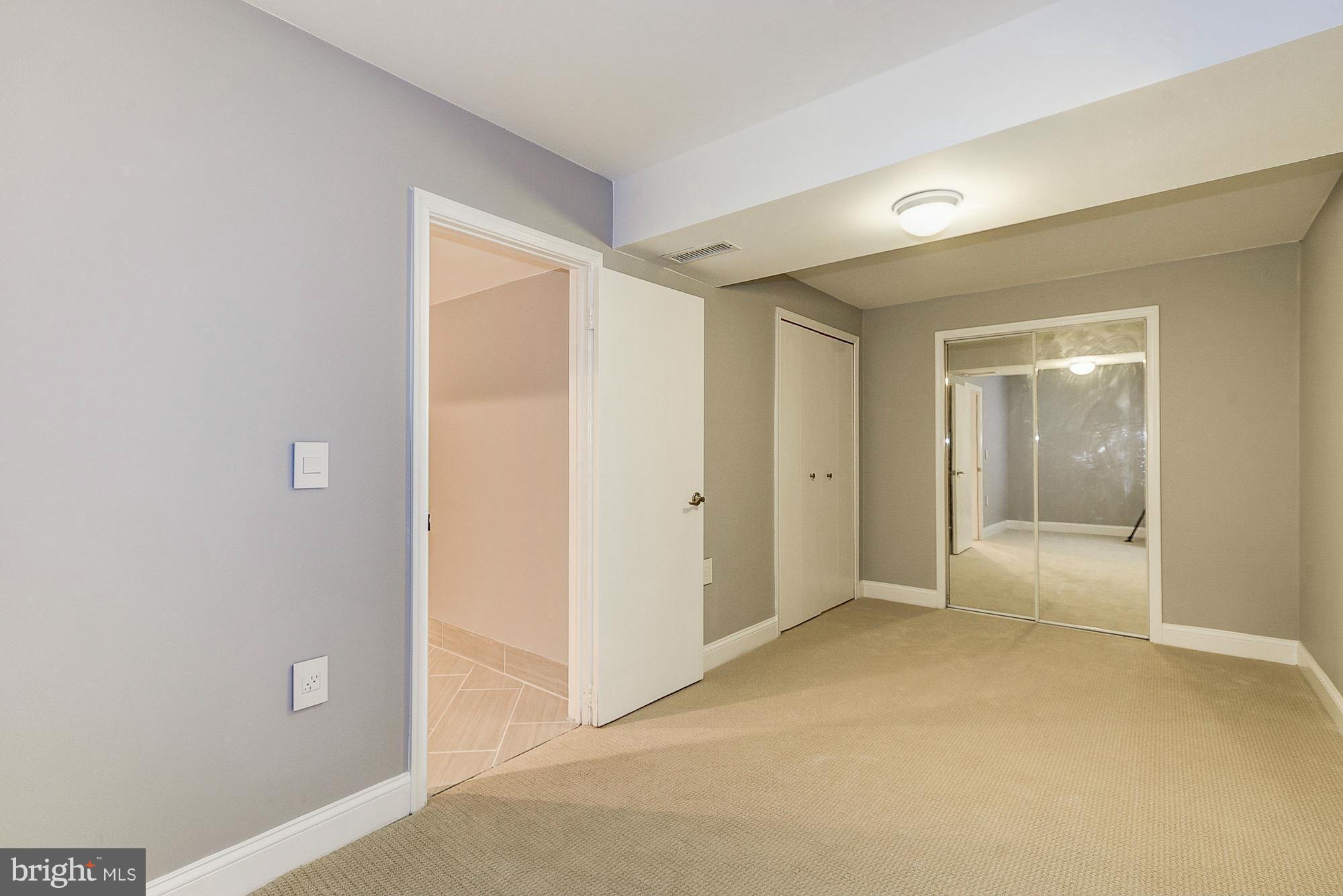 AVENEL - Residential Lease