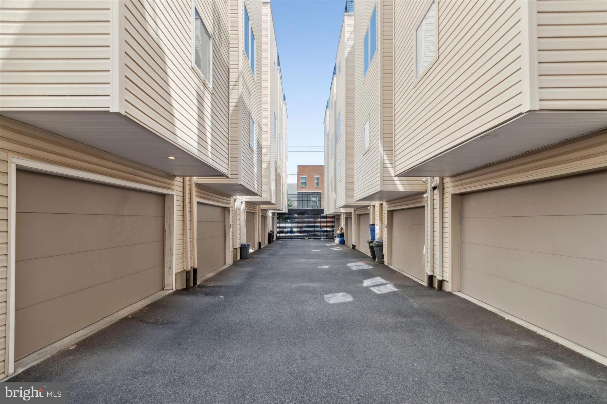 POINT BREEZE - Residential