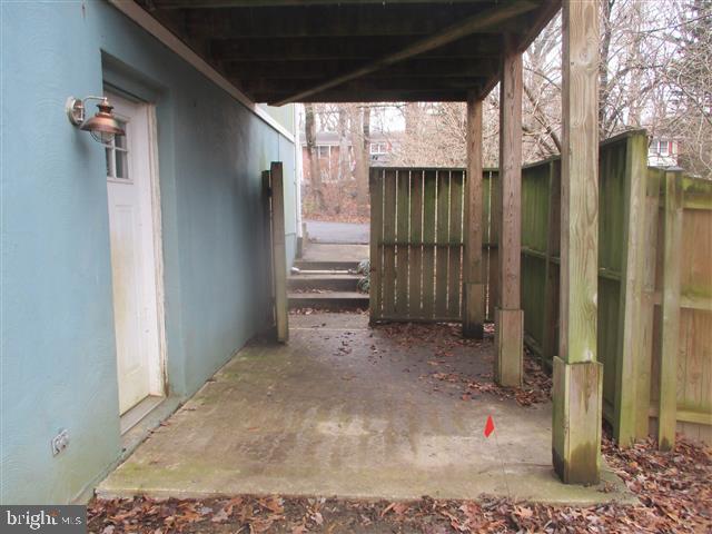 MCKINSEY WOODS - Residential