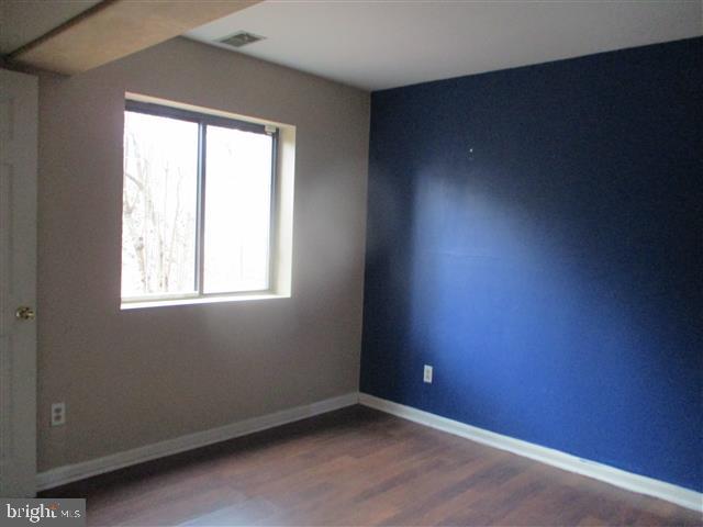 MCKINSEY WOODS - Residential