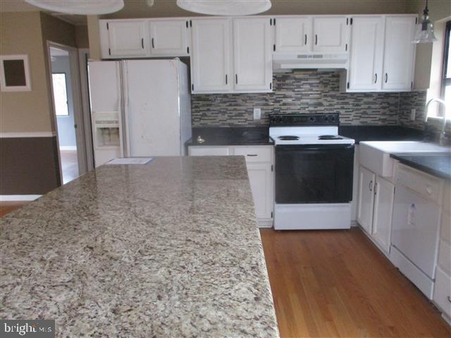 MCKINSEY WOODS - Residential