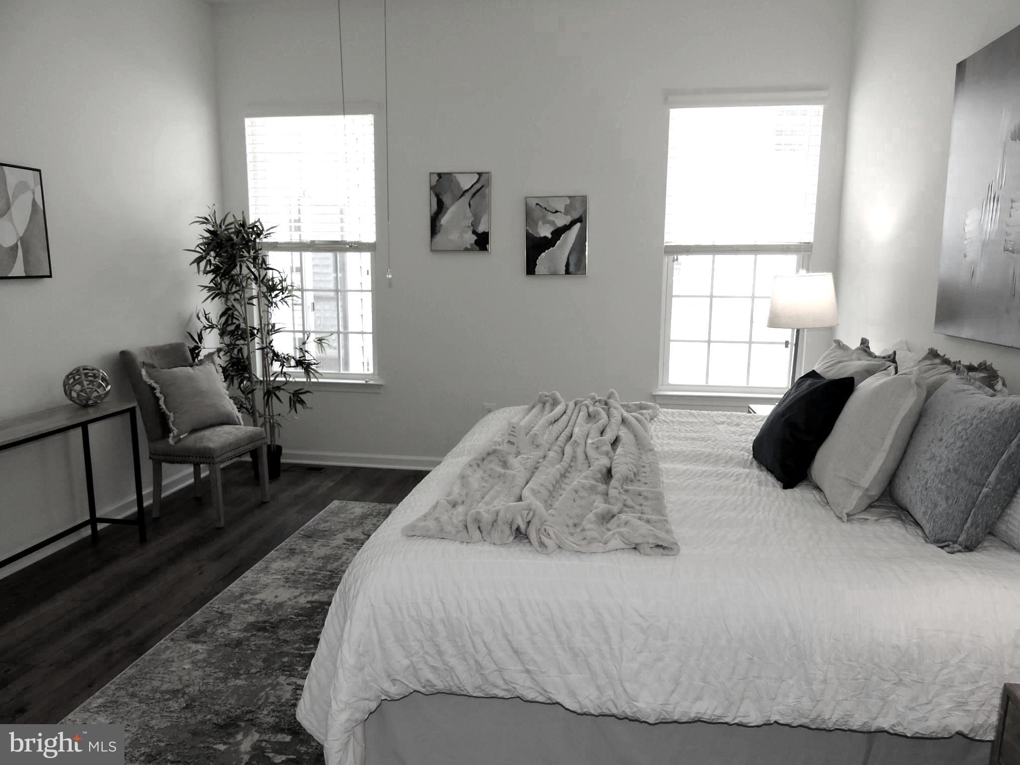 FALLSTON COMMONS - Residential