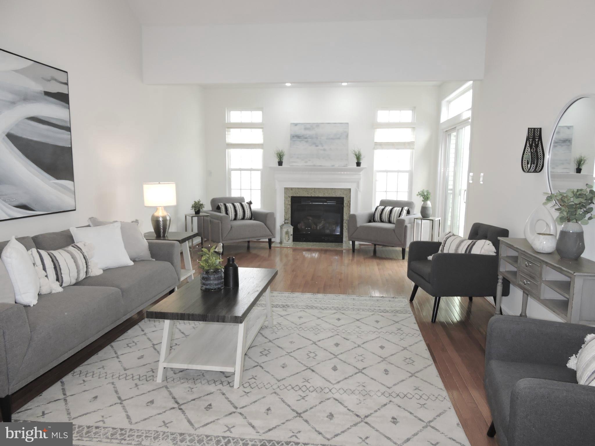 FALLSTON COMMONS - Residential