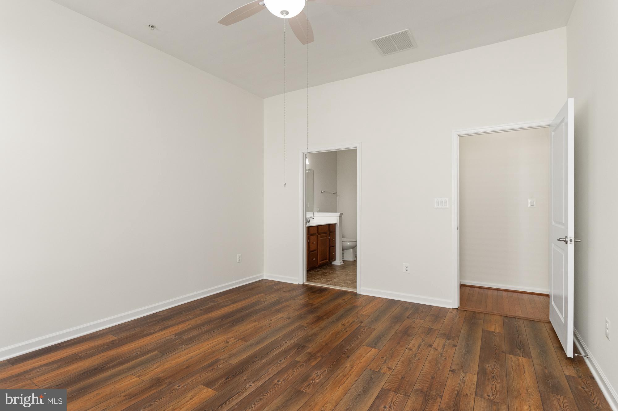 FALLSTON COMMONS - Residential