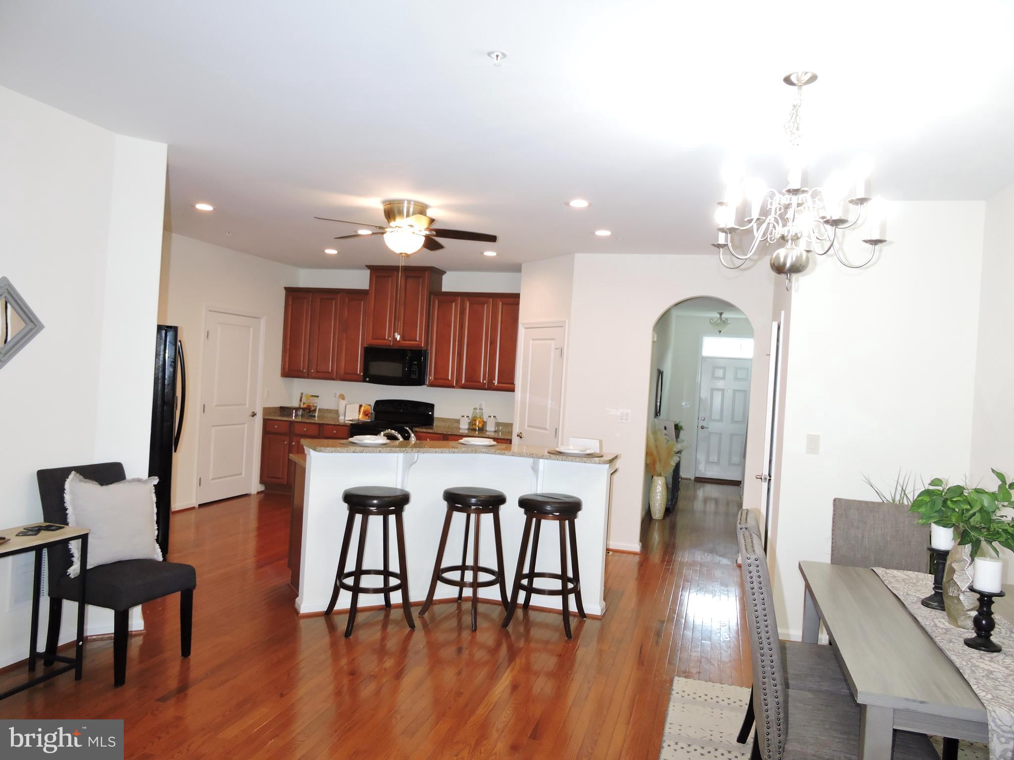 FALLSTON COMMONS - Residential