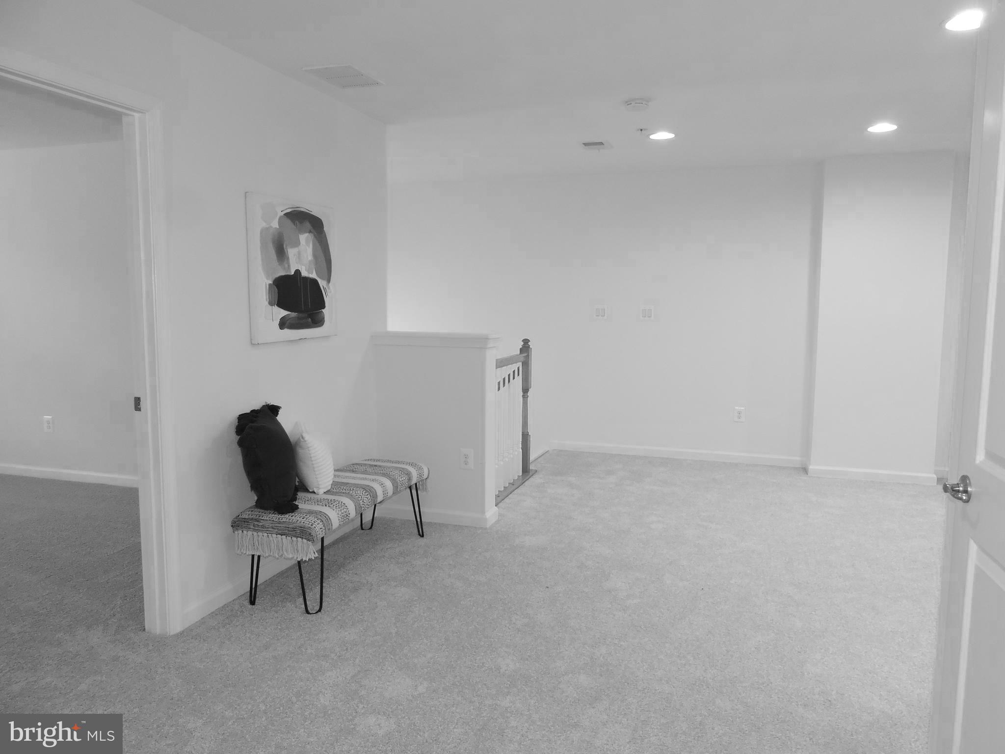 FALLSTON COMMONS - Residential