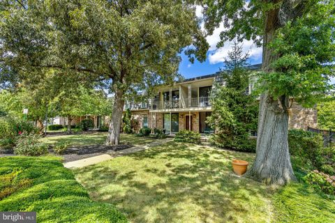 3121 PATRICK HENRY DRIVE 330 FALLS CHURCH VA 22044