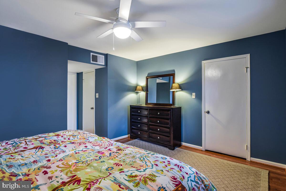 CHATEAUX CONDO - Residential