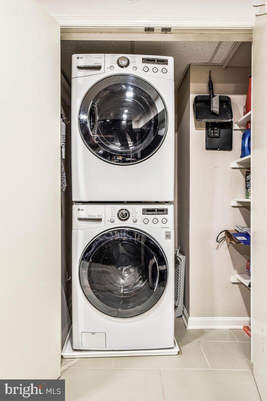 CHATEAUX CONDO - Residential