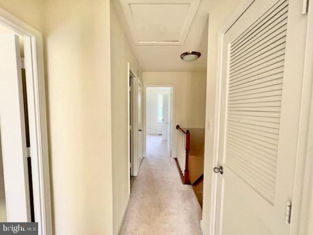 MONTGOMERY CHASE - Residential Lease