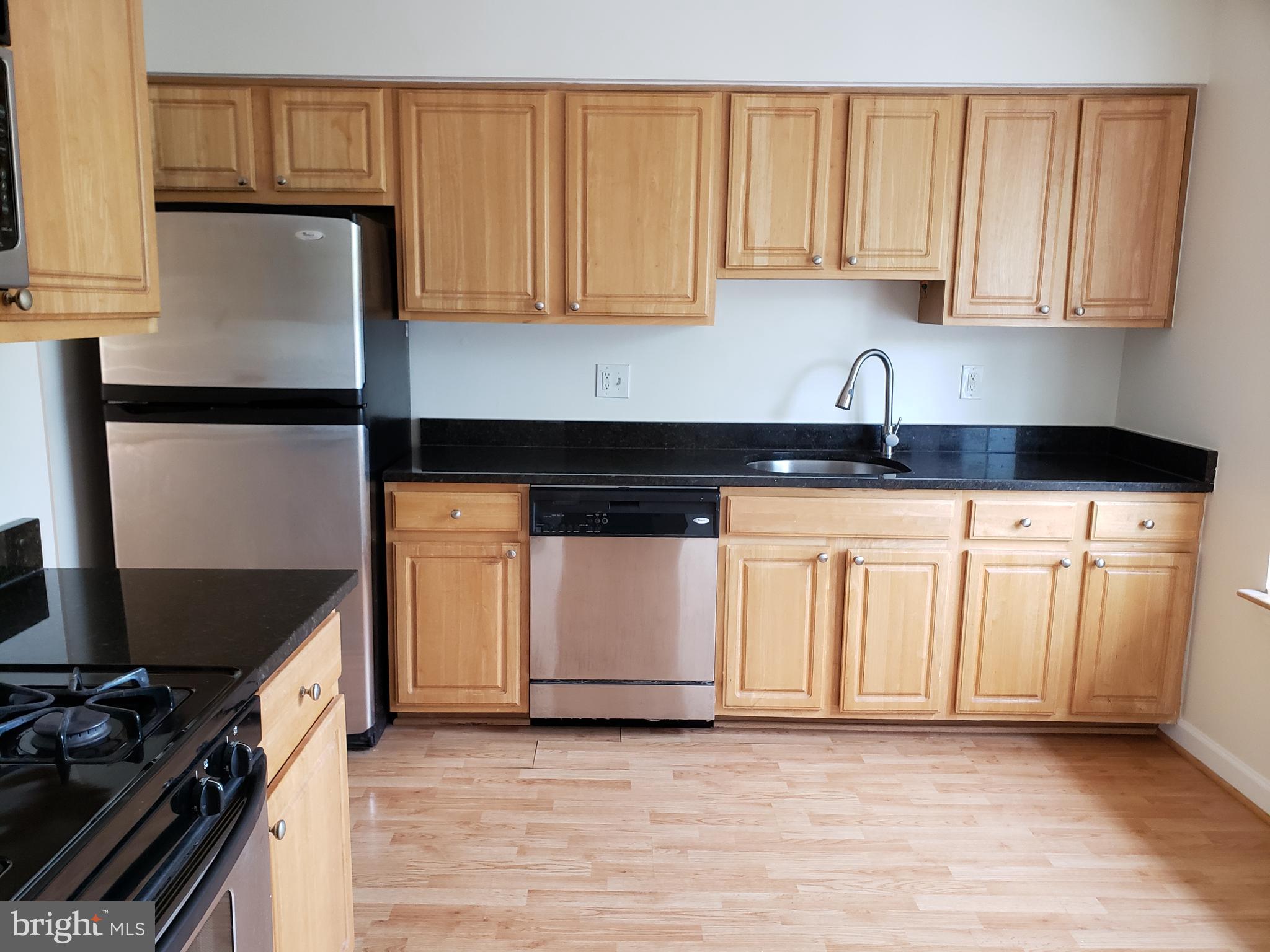 MONTGOMERY CHASE - Residential Lease