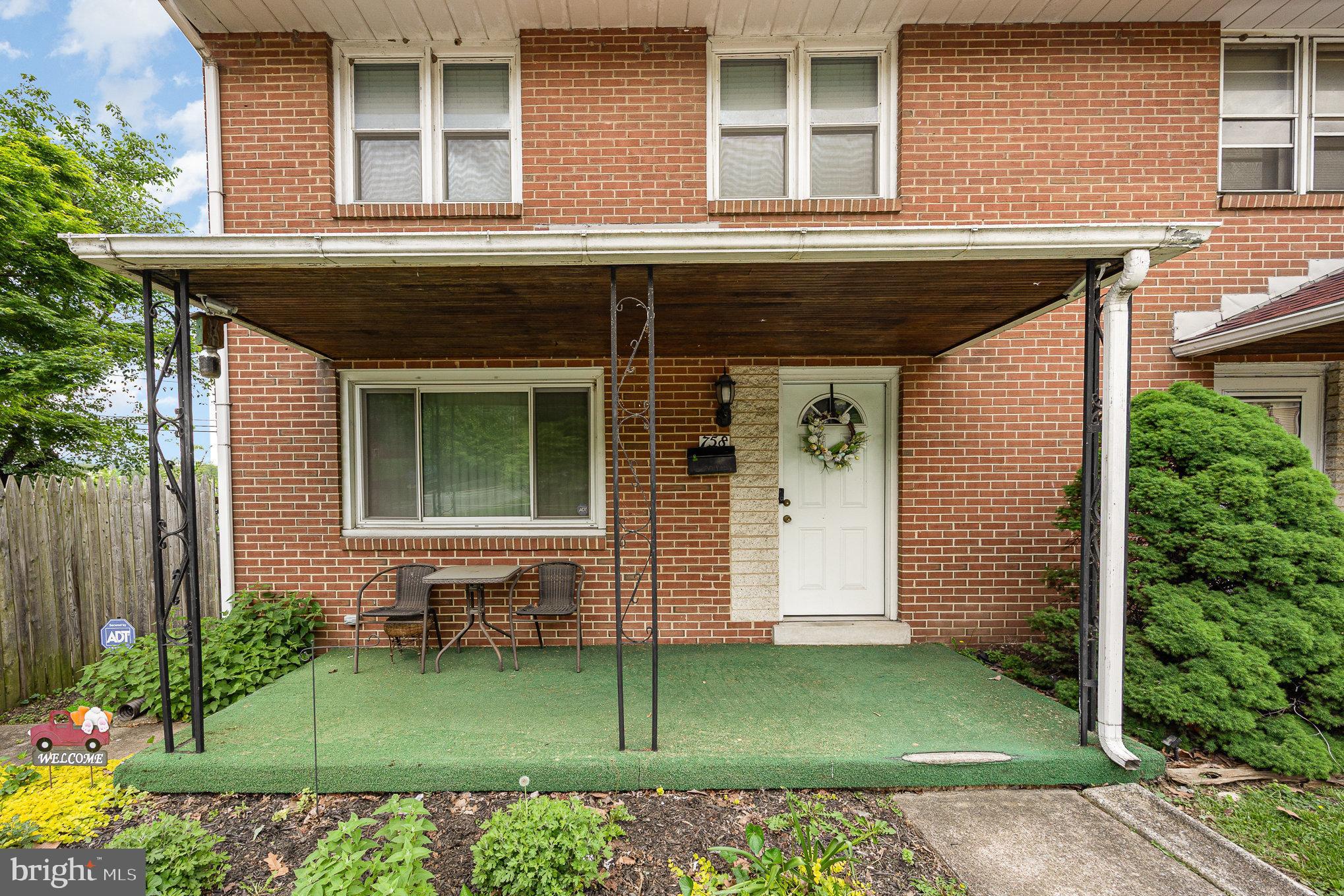 758 S 2ND STREET