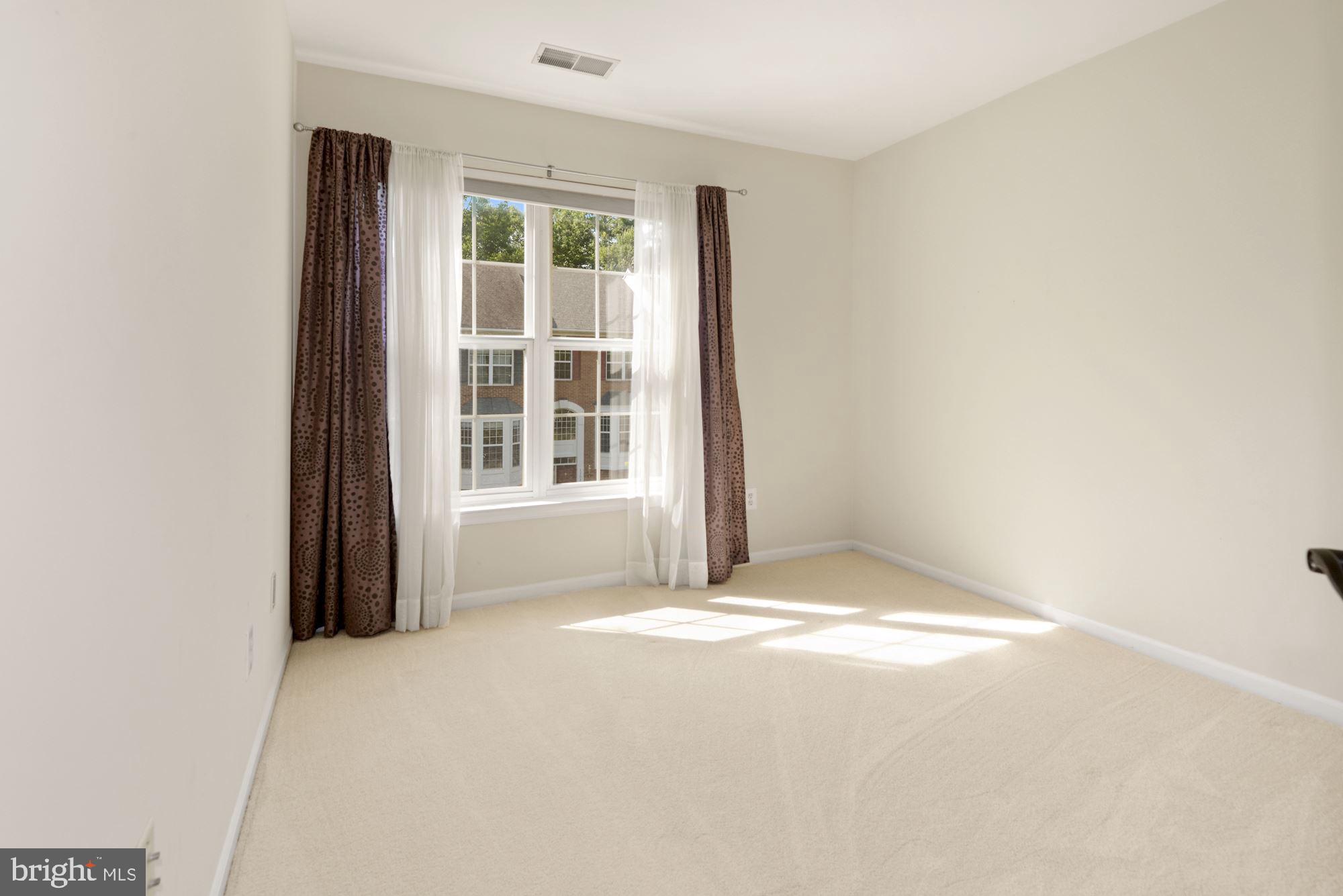 HAWTHORNE - Residential