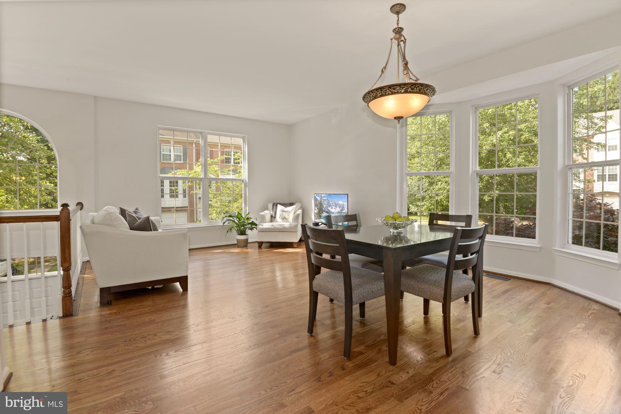 HAWTHORNE - Residential