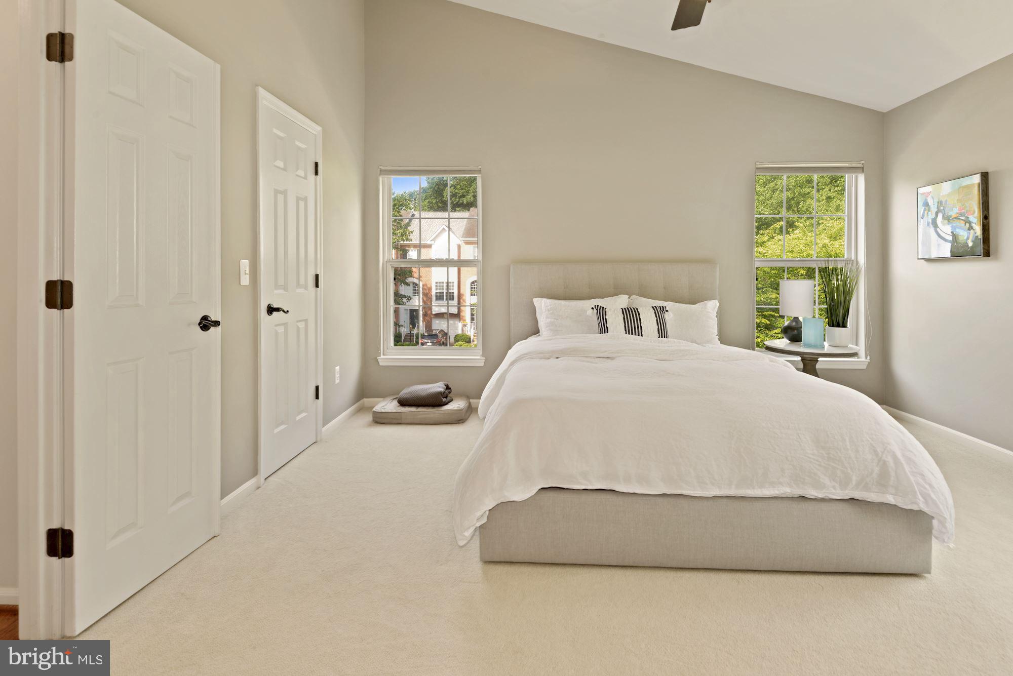 HAWTHORNE - Residential