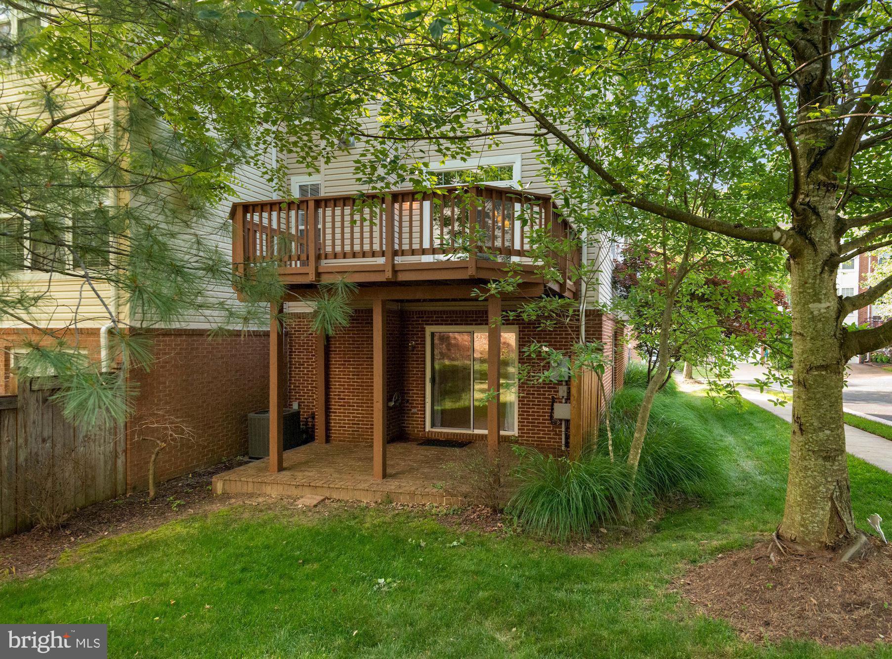 HAWTHORNE - Residential