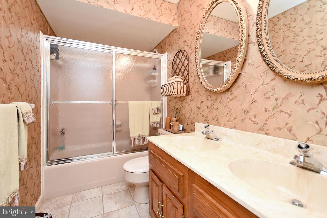 WINCHESTER ESTATES - Residential Lease