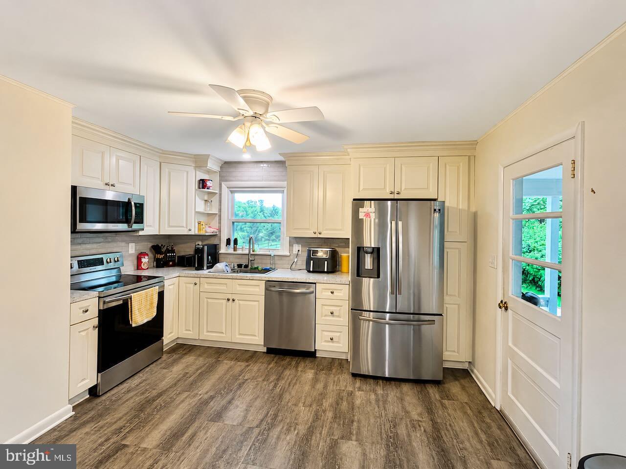 194 HOPEWELL WERTSVILLE ROAD