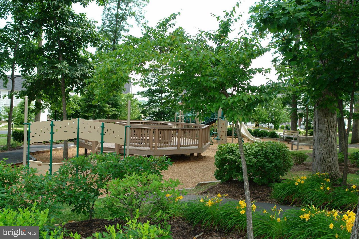 MEADOWS AT MORRIS FARM - Residential Lease