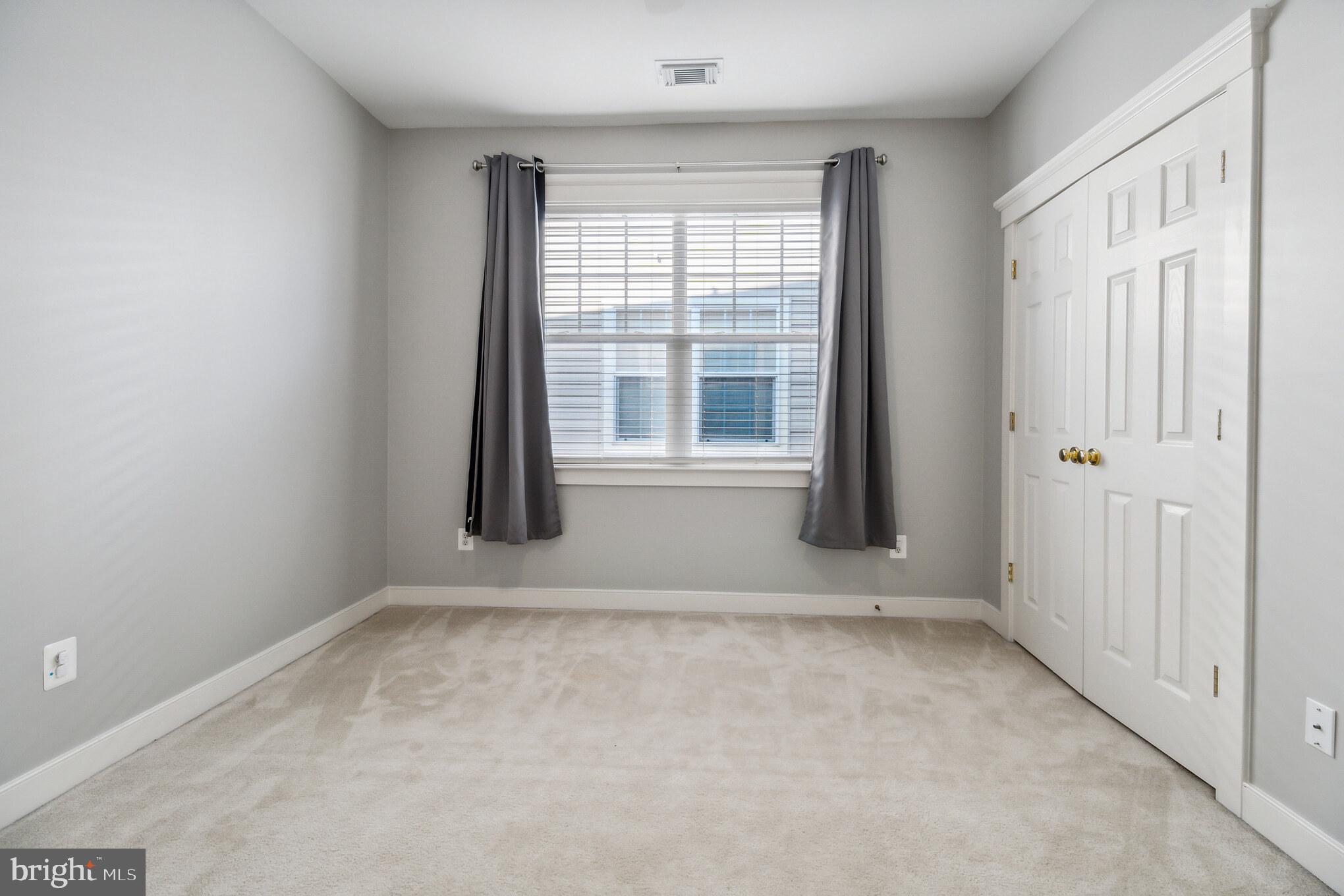 MEADOWS AT MORRIS FARM - Residential Lease