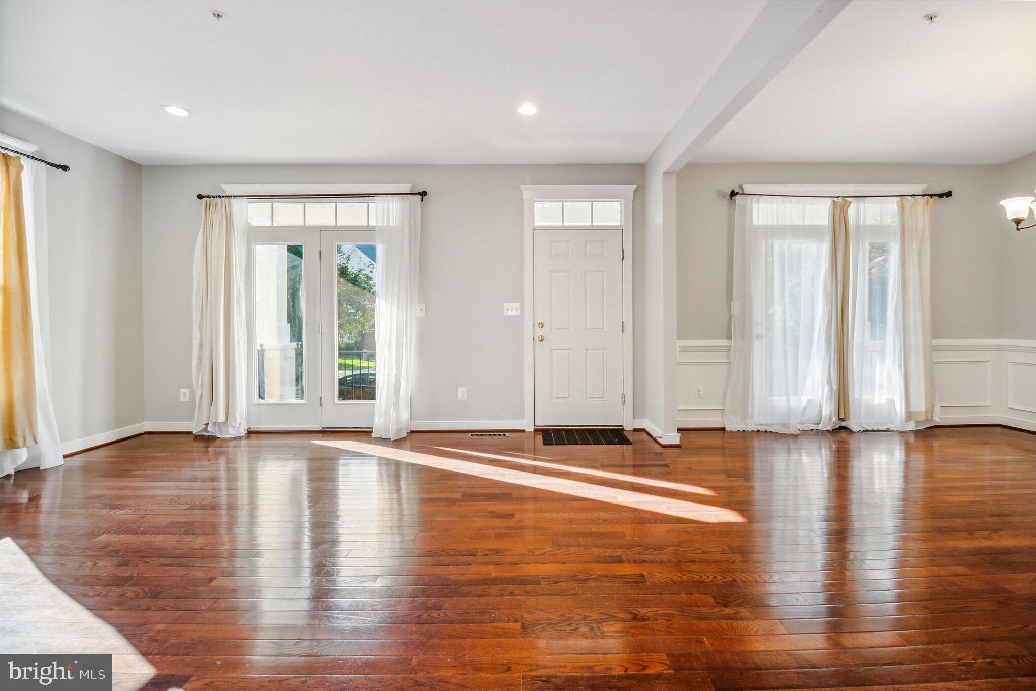 MEADOWS AT MORRIS FARM - Residential Lease