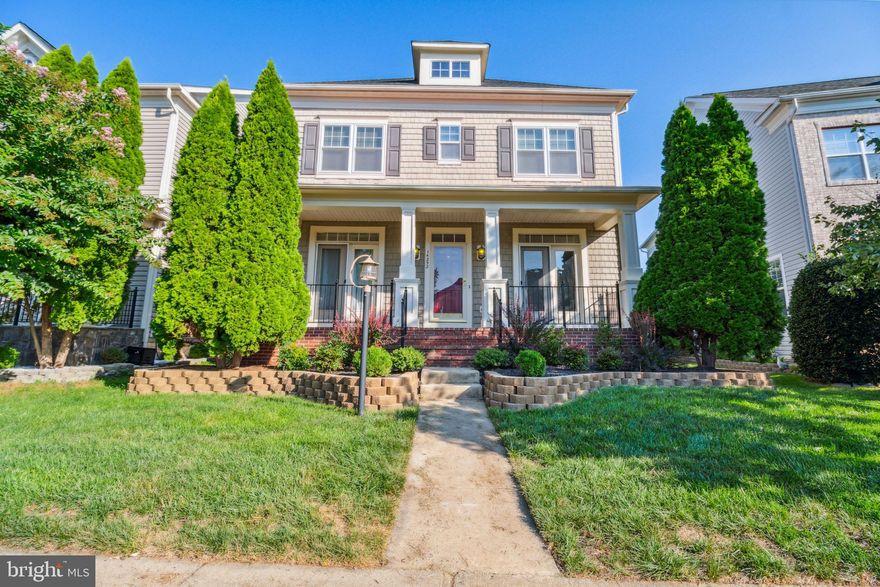 Welcome to your dream rental home! This exceptional property is a true gem that will captivate you from the moment you step inside. Nestled in a desirable neighborhood, this residence offers a perfect blend of modern elegance and comfort, creating an inviting space you'll love to call home.

Let's start with the heart of the home – the kitchen. Prepare to be amazed by its stylish design and top-notch appliances. Whether you're a culinary enthusiast or a master entertainer, this kitchen will surely inspire your inner chef. The open floor plan seamlessly connects the kitchen to the living area, creating a delightful space for gatherings and creating lasting memories.

When it's time to relax and unwind, you'll find solace in the master bathroom. Immerse yourself in the luxurious jacuzzi tub, melting away the stress of the day. The expansive master closet provides ample storage for all your fashion-forward needs, ensuring that you have a place for everything.

Natural light floods every corner of this home, highlighting the gleaming hardwood floors on the main level. Imagine waking up to the sun's warm embrace, invigorating your mornings and filling your days with energy.

In the evenings, cozy up in the living room by the inviting gas fireplace, creating the perfect ambiance for intimate conversations or movie nights with loved ones. And if you're a movie buff, you're in for a treat! This home features a built-in projector, turning any movie night into a cinematic experience.

Step outside to your own private oasis – a covered outdoor patio where you can savor a cup of coffee in the morning or host unforgettable barbecues with friends. The large garage offers plenty of space for parking and storage, ensuring that both your vehicles and belongings are well taken care of.

With recent upgrades and renovations, this home showcases the epitome of modern living. It's time to turn your rental dreams into reality and experience the lifestyle you've always desired. Don't miss out on this exceptional opportunity – schedule a viewing today and let this home exceed your expectations! 🌟