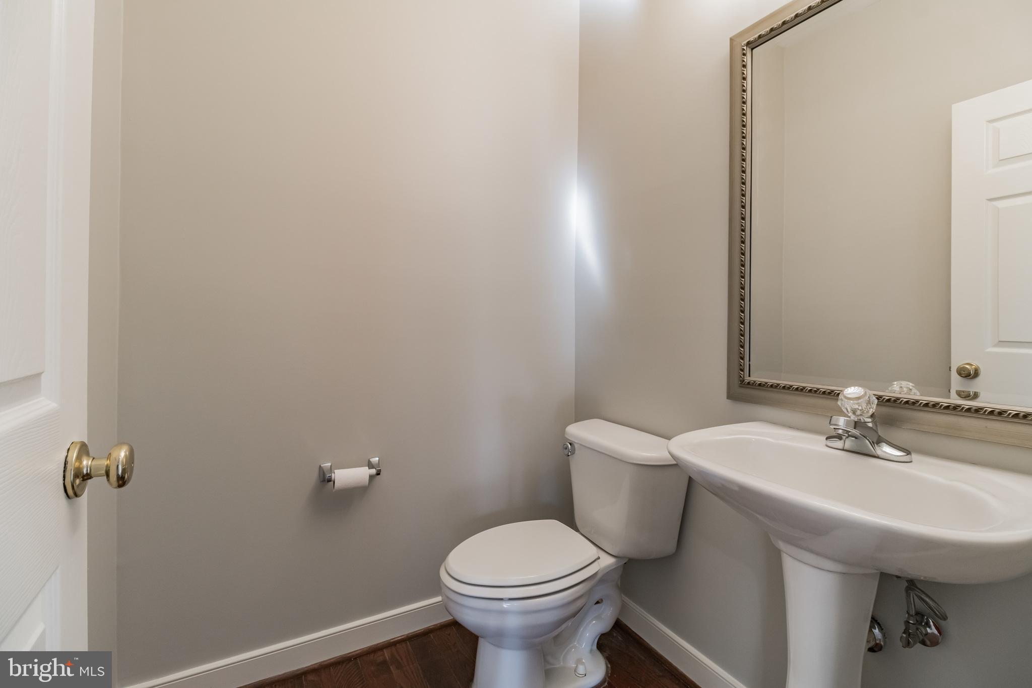 MEADOWS AT MORRIS FARM - Residential Lease