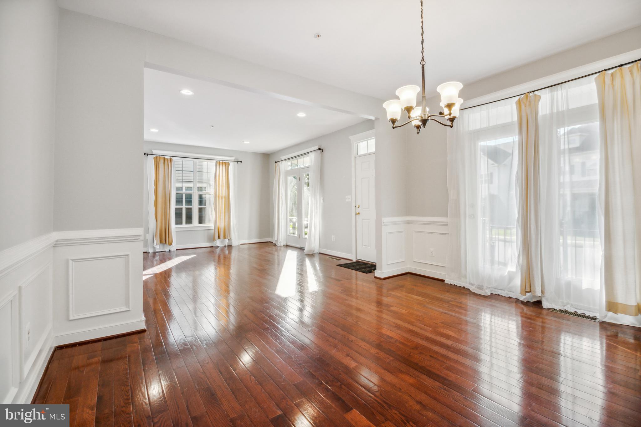 MEADOWS AT MORRIS FARM - Residential Lease