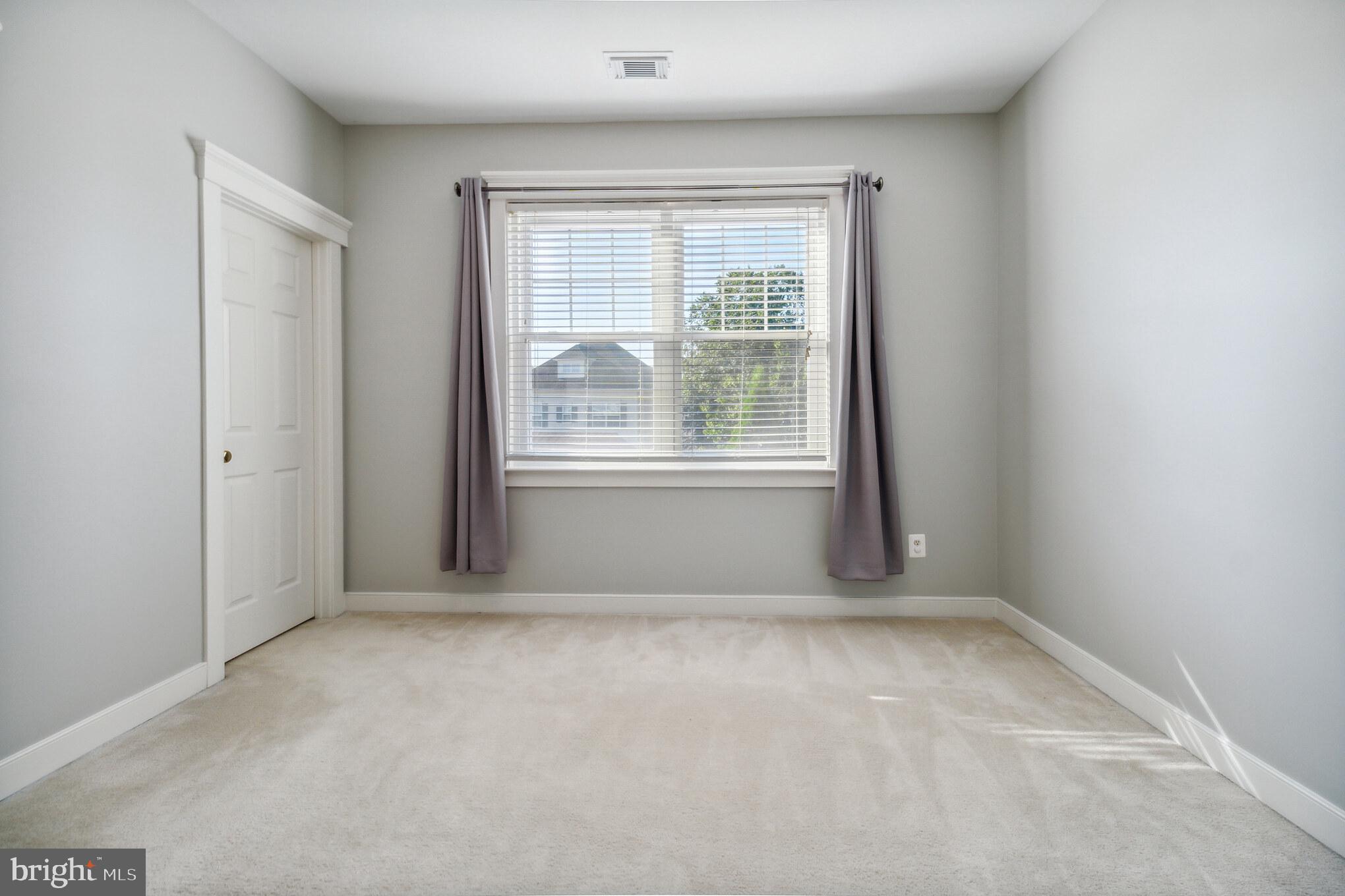 MEADOWS AT MORRIS FARM - Residential Lease