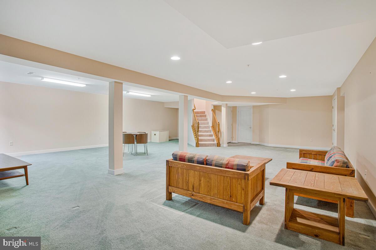 SNOWDEN OVERLOOK - Residential