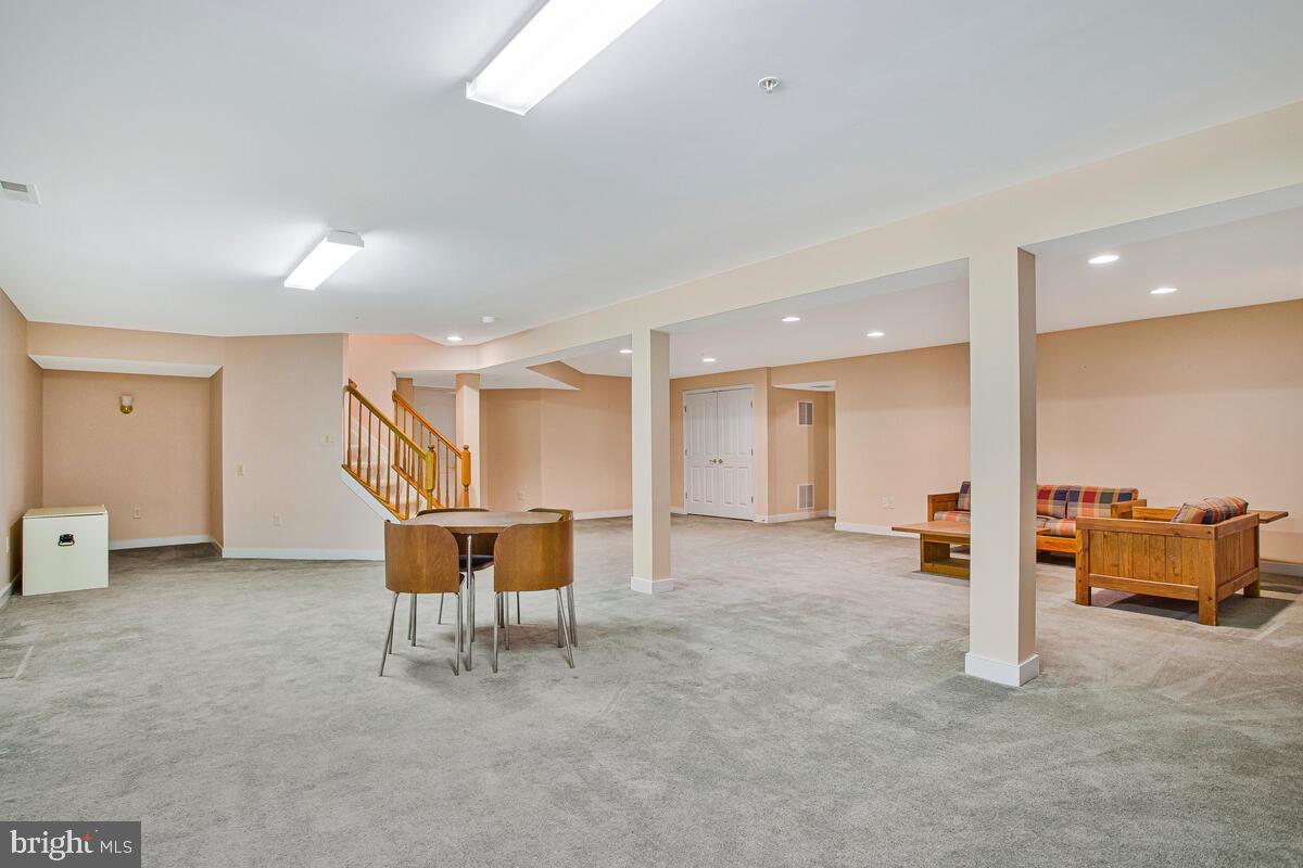 SNOWDEN OVERLOOK - Residential