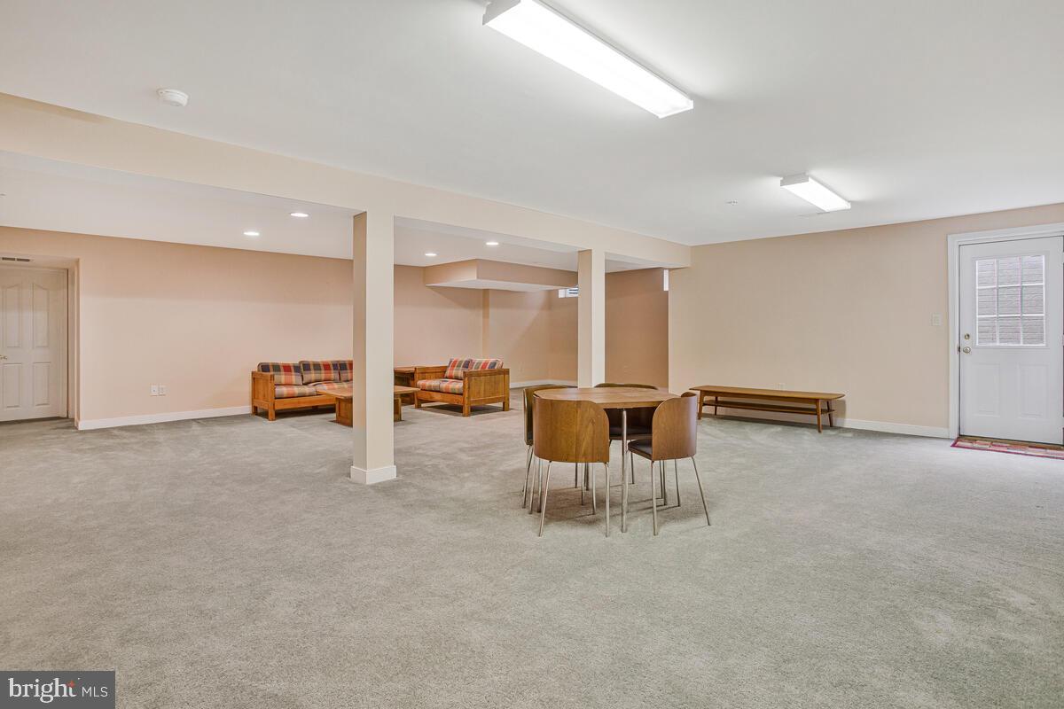 SNOWDEN OVERLOOK - Residential