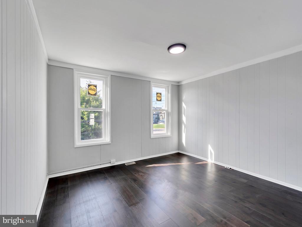 GWYNN FALLS - Residential