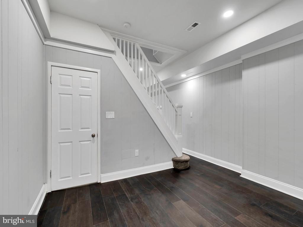 GWYNN FALLS - Residential