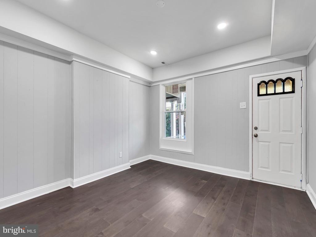 GWYNN FALLS - Residential