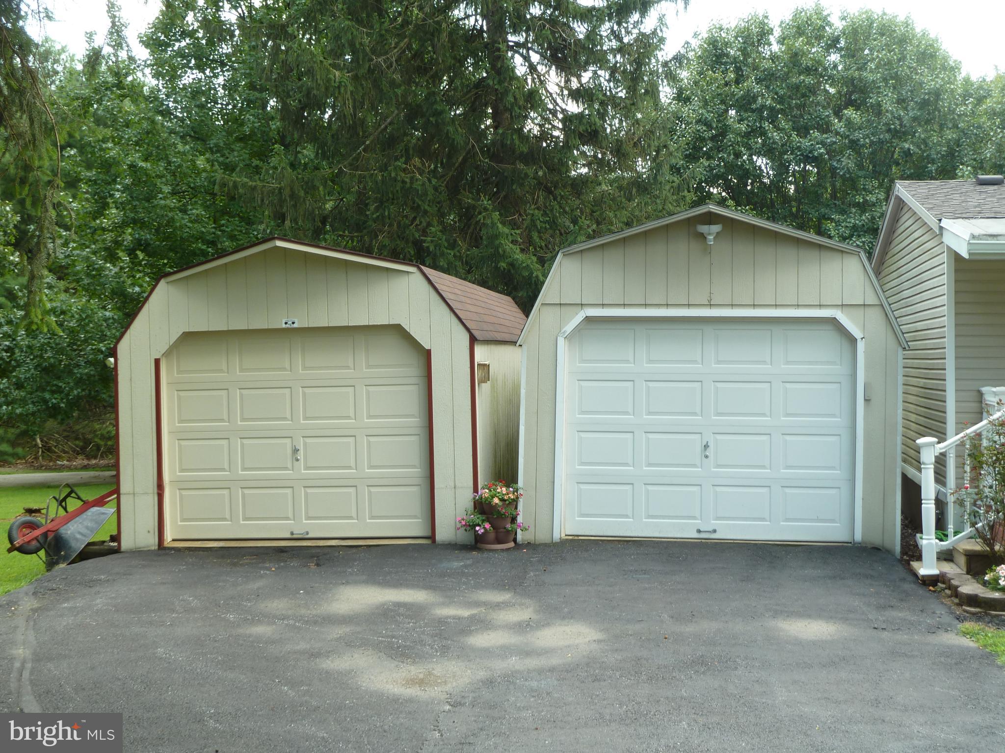 EAST YORK - Residential