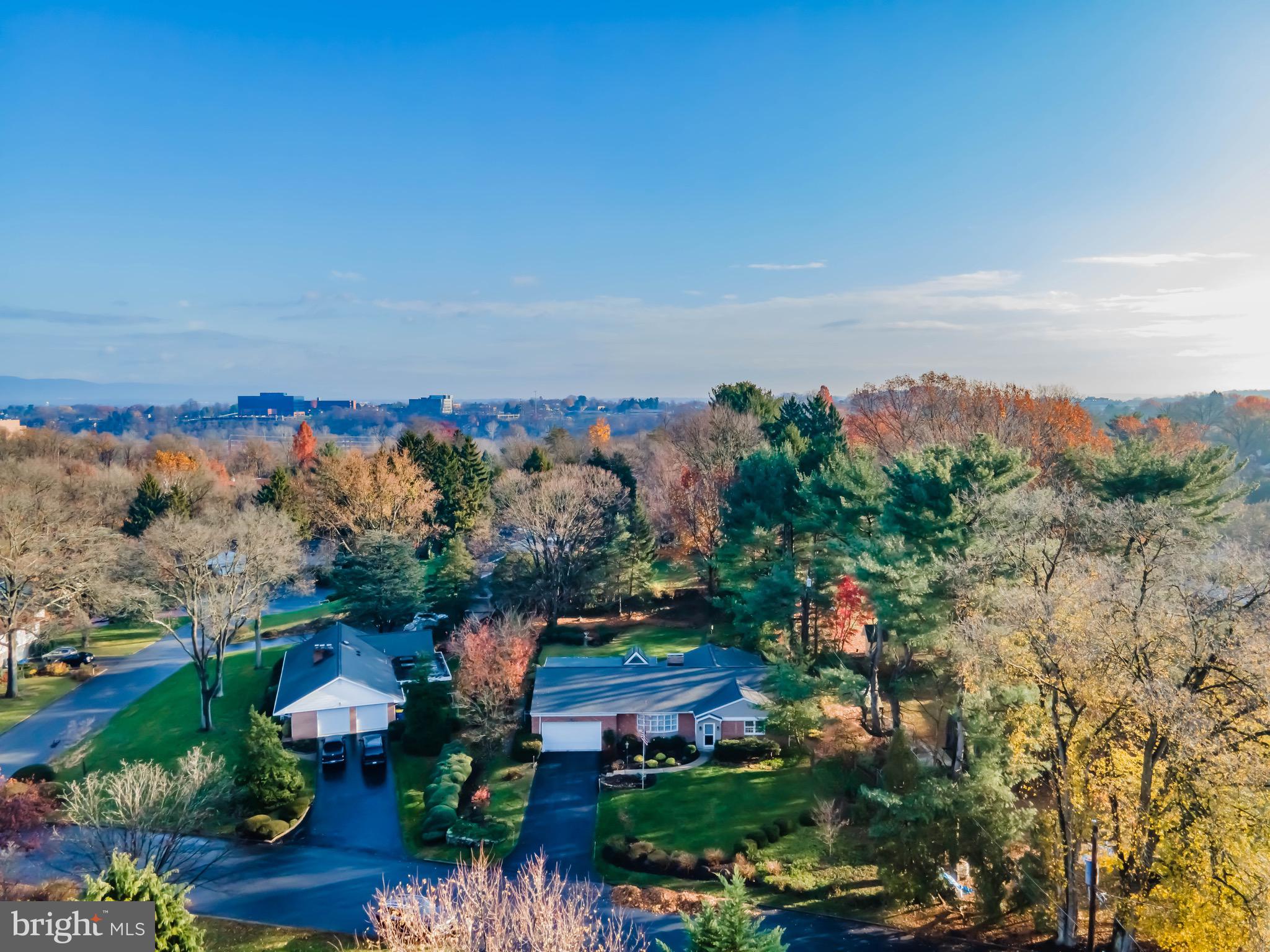 COUNTRY CLUB HILLS - Residential