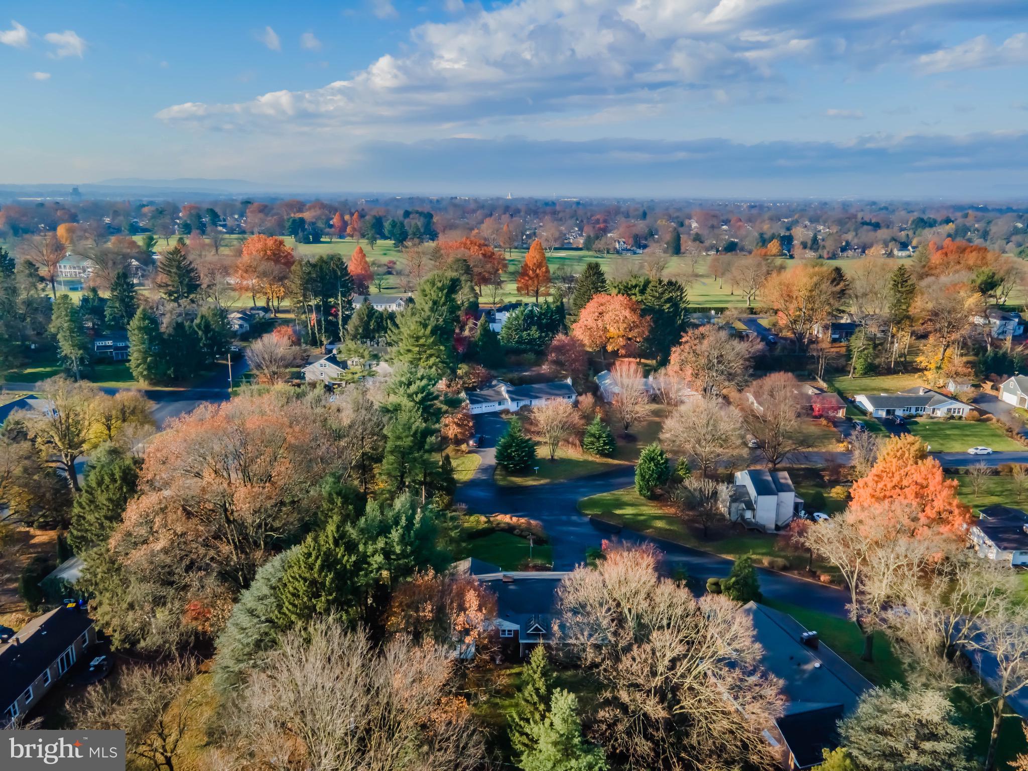 COUNTRY CLUB HILLS - Residential