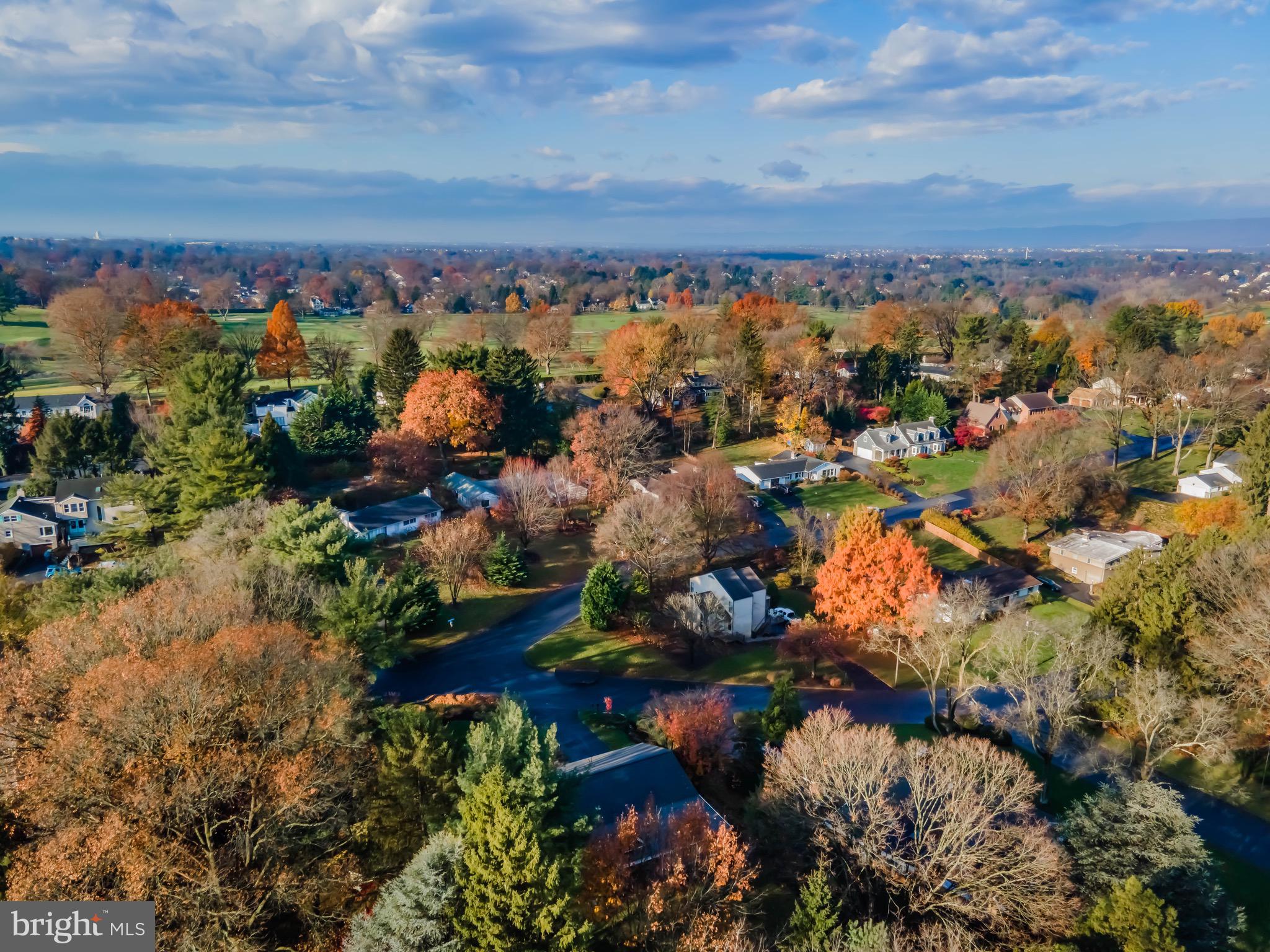 COUNTRY CLUB HILLS - Residential
