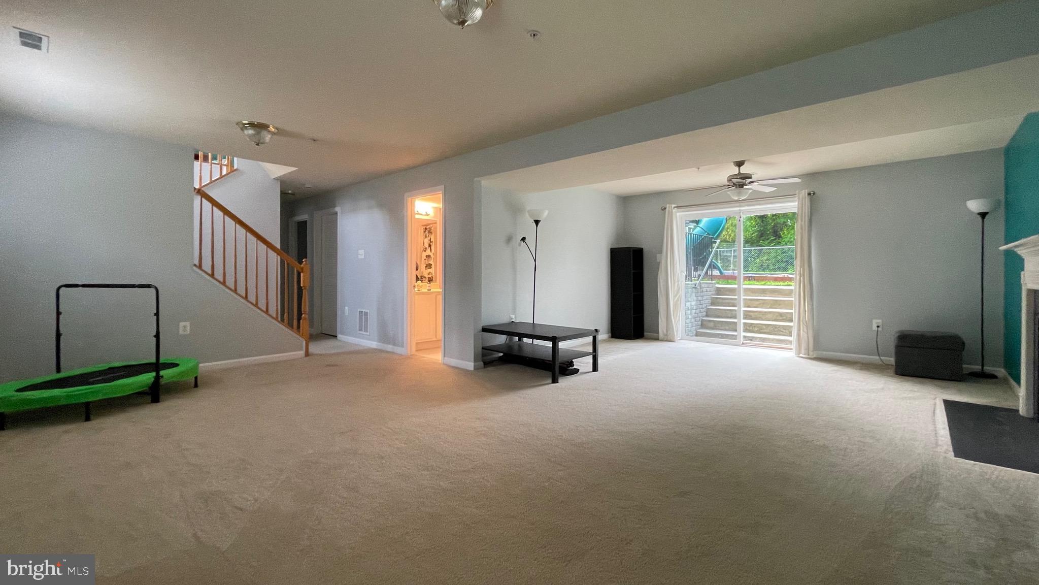 COLLEGE PARK - Residential