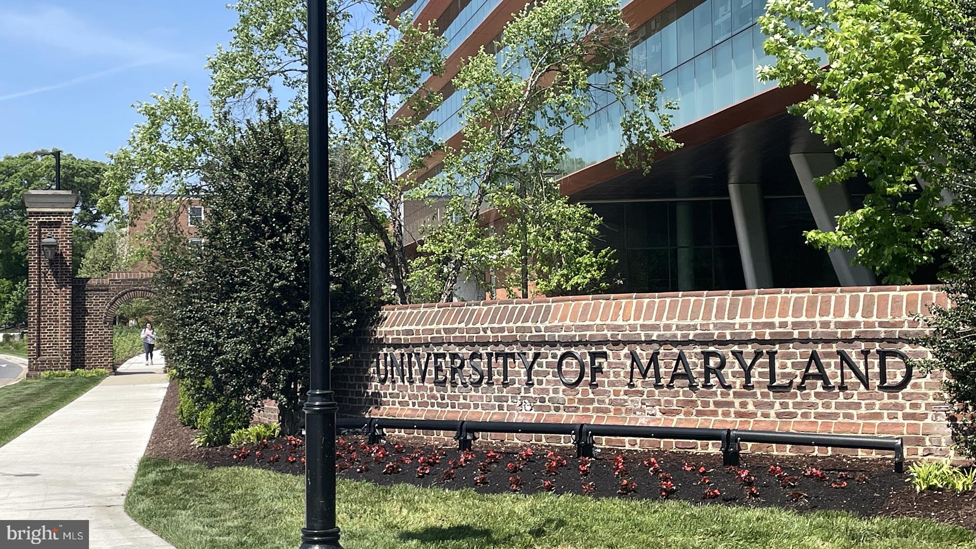 COLLEGE PARK - Residential