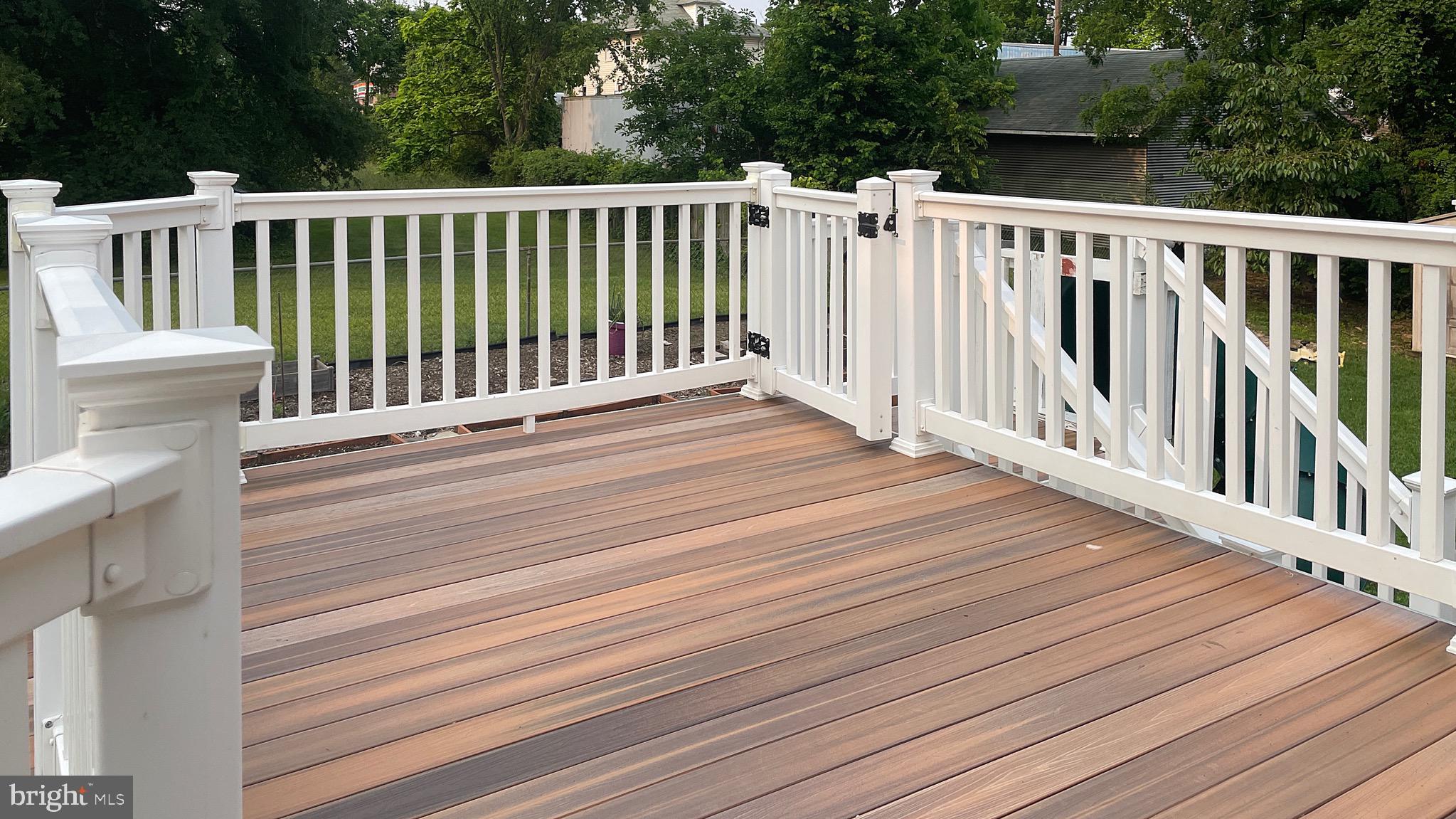 COLLEGE PARK - Residential