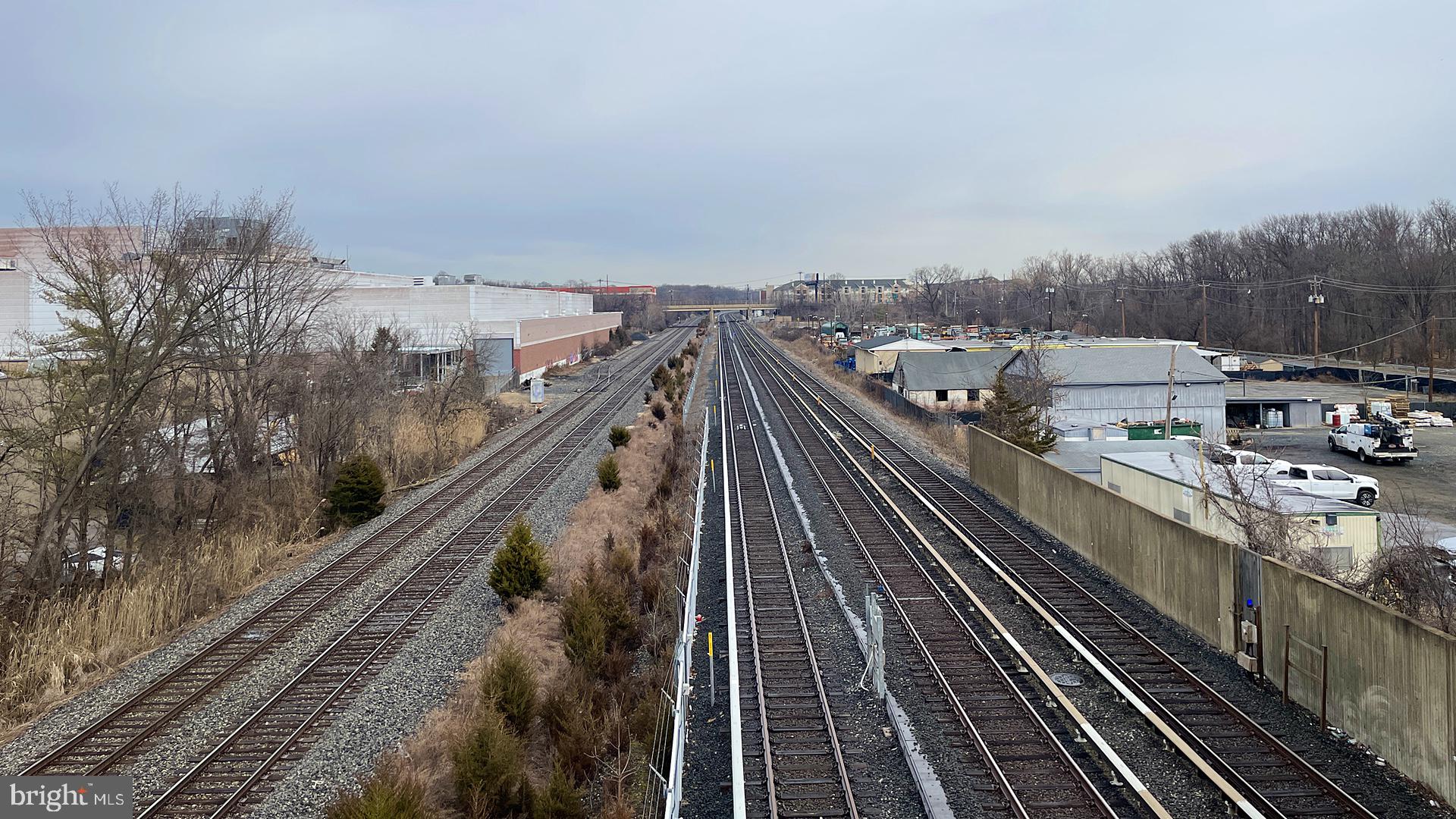 COLLEGE PARK - Residential