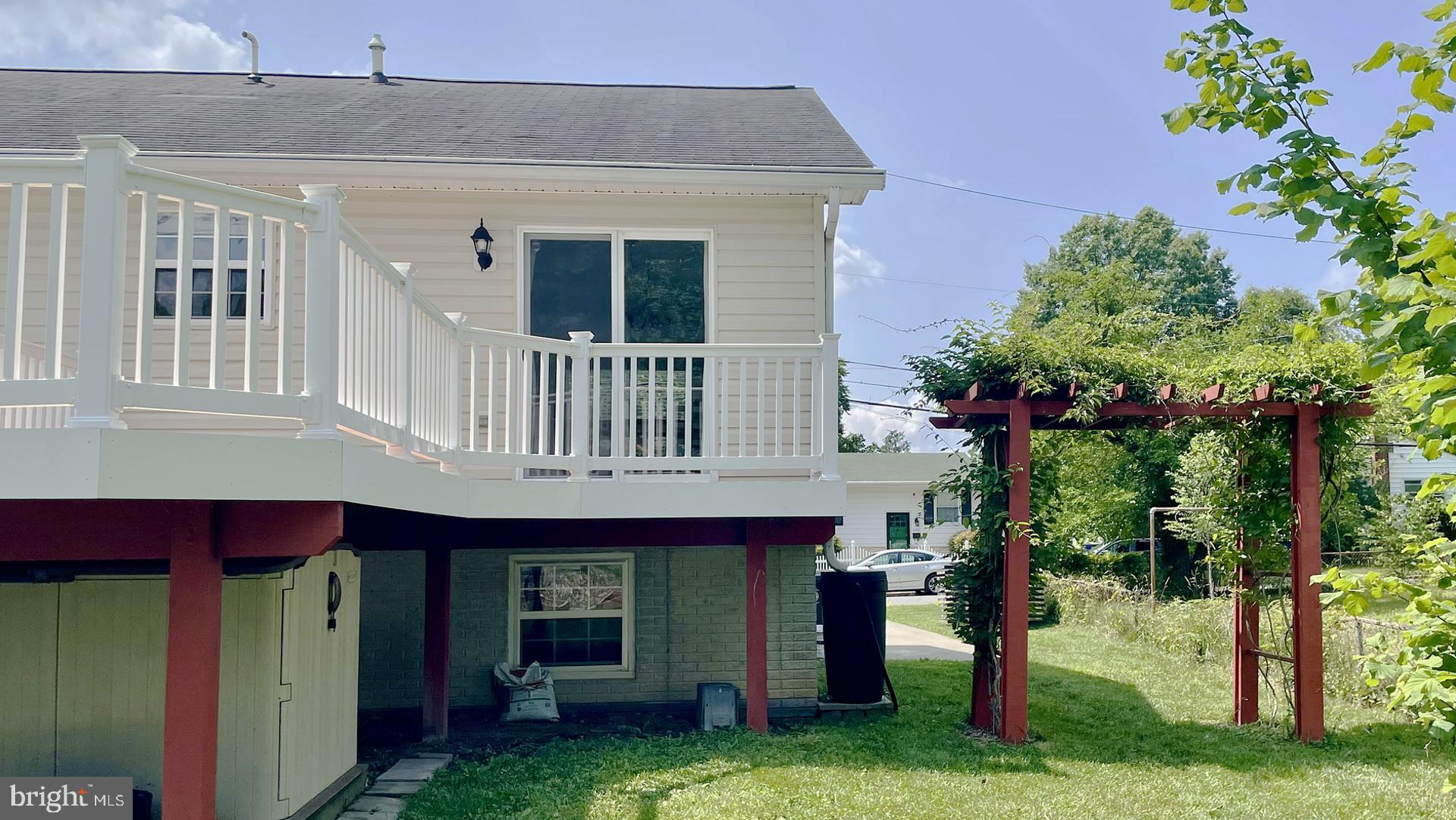 COLLEGE PARK - Residential