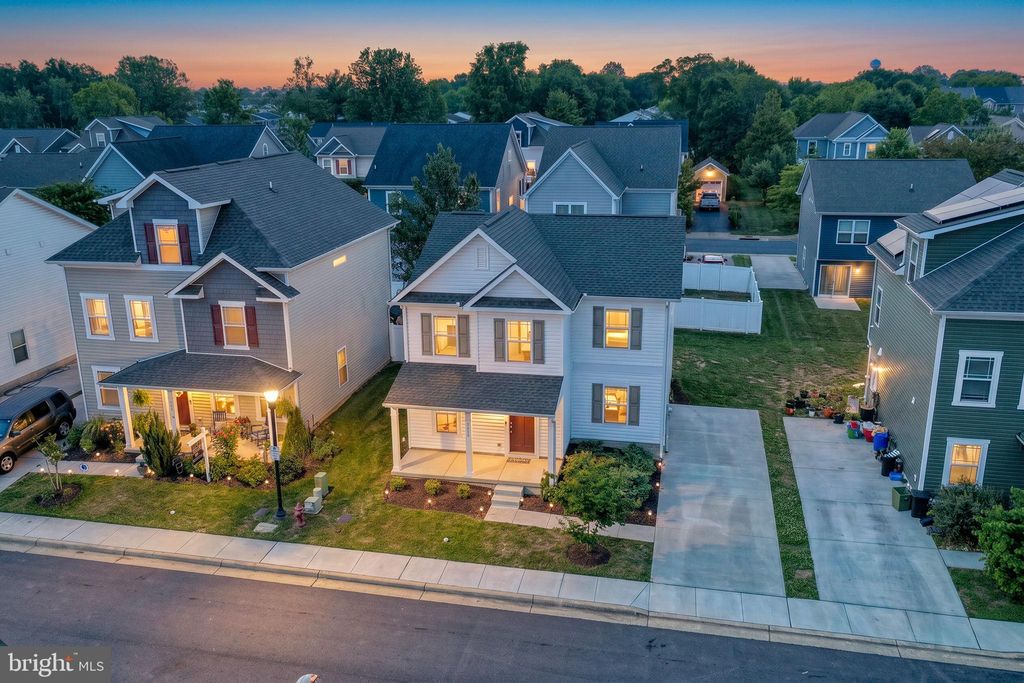 Photo of 102 Flying Cloud Drive, CHESTERTOWN, MD 21620 (MLS # MDKE2006586)