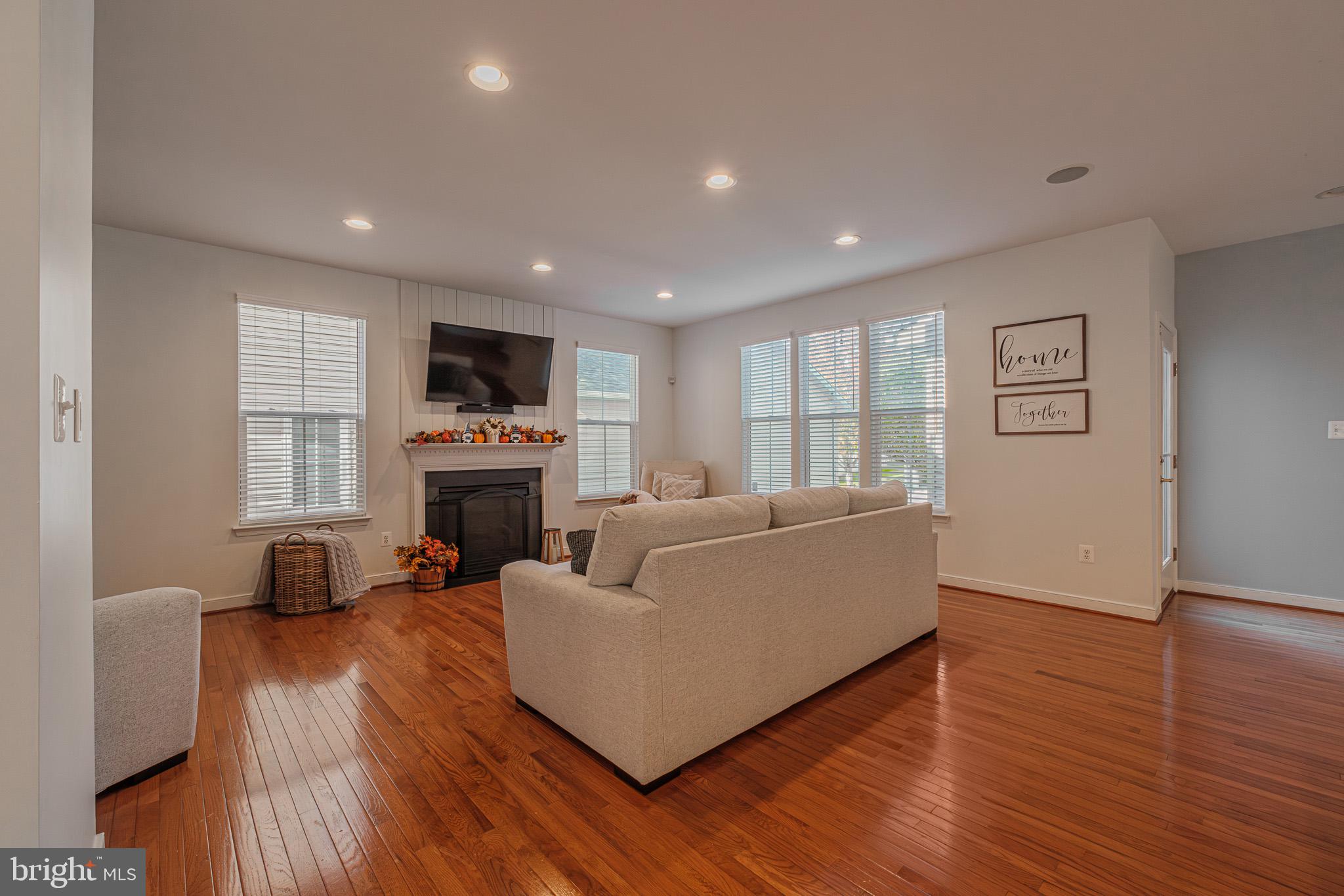 URBANA HIGHLANDS - Residential