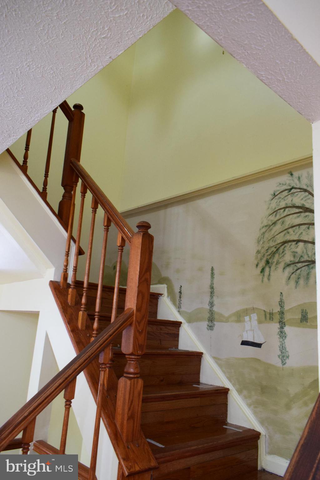 GUNNERS LAKE VILLAGE - Residential Lease