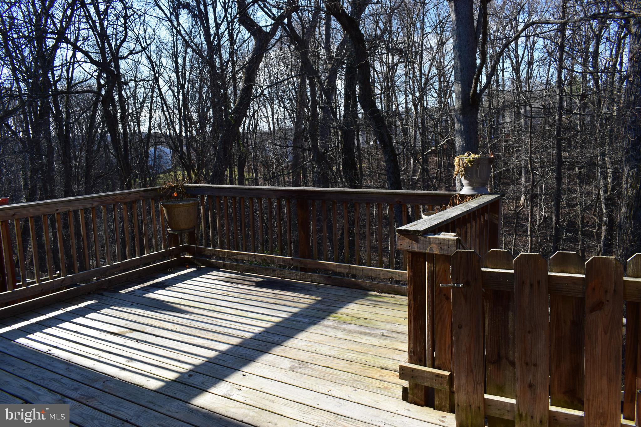 GUNNERS LAKE VILLAGE - Residential Lease