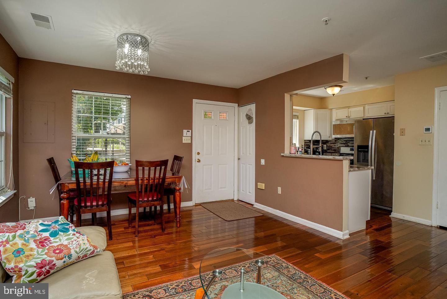 6245 SANDPIPER COURT 7